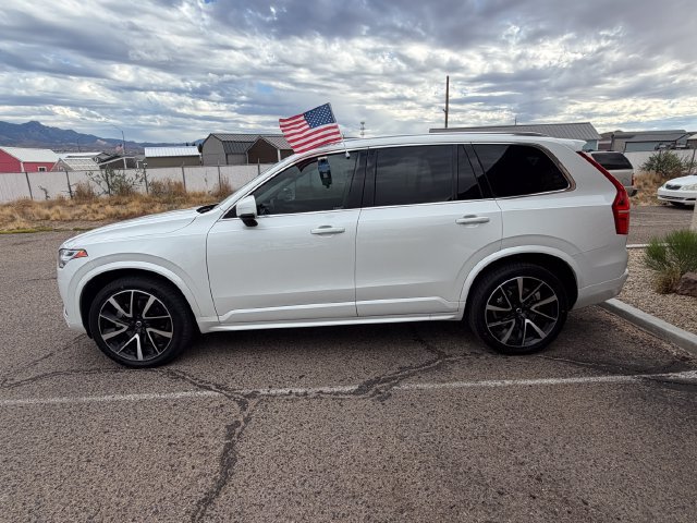 Used 2022 Volvo XC90 T6 Momentum w/ Climate Package AWD/4WD image 6