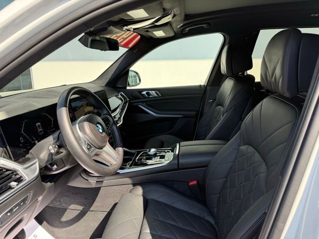 Certified 2024 BMW X7 xDrive40i w/ Executive Package AWD/4WD image 9