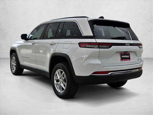 New 2026 Jeep Grand Cherokee Laredo RWD image 9