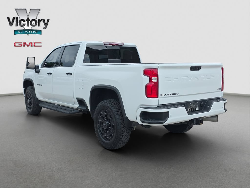 Used 2022 Chevrolet Silverado 3500 LTZ w/ LTZ Plus Package AWD/4WD image 15