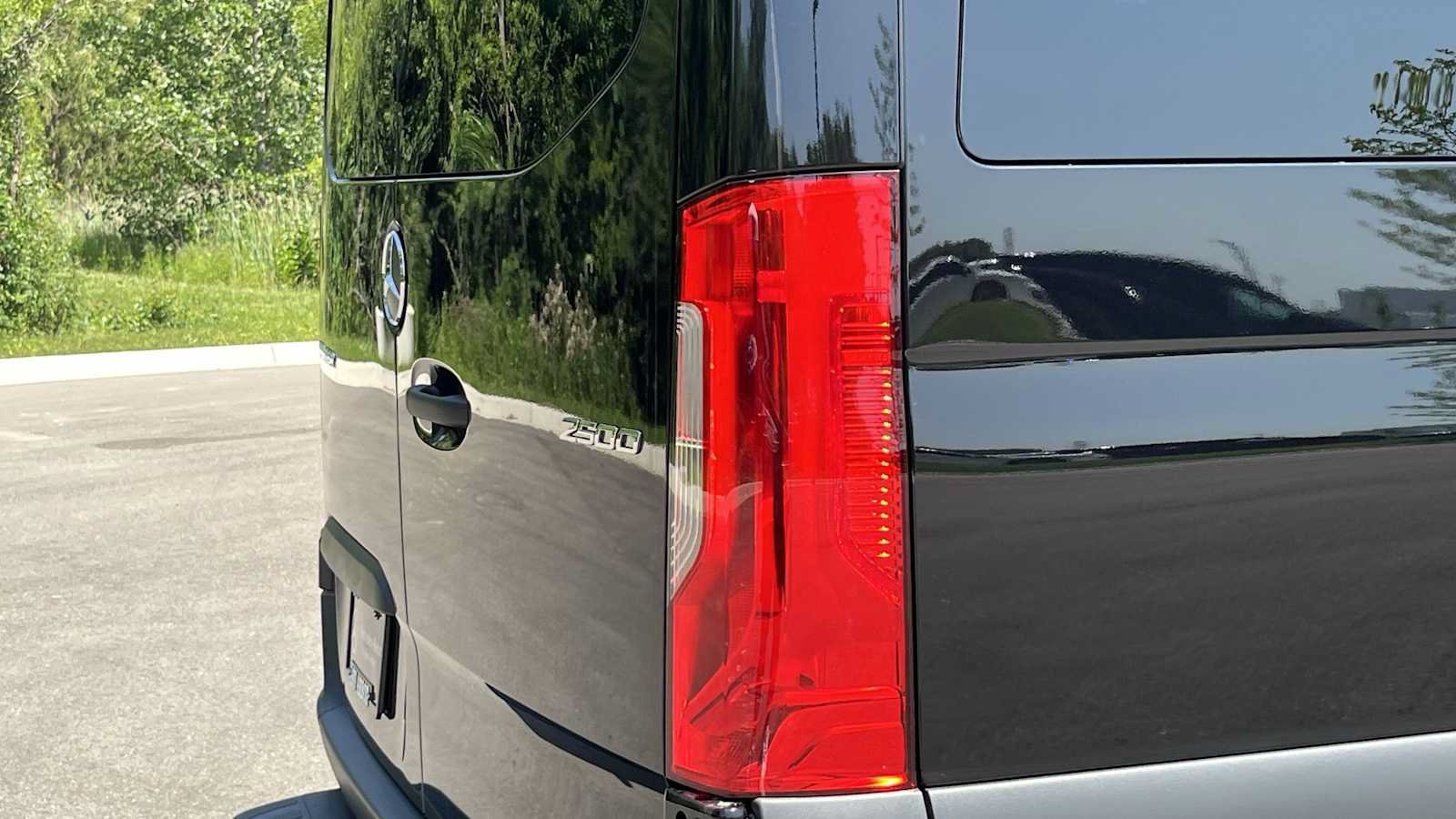 New 2026 Mercedes-Benz Sprinter 2500 image 18