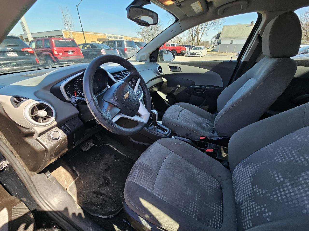 Used 2018 Chevrolet Sonic LS image 17