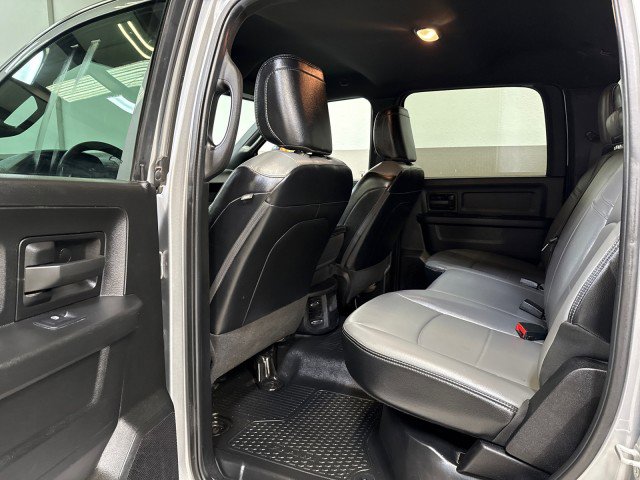 Used 2023 RAM 3500 Tradesman w/ Chrome Appearance Group image 33