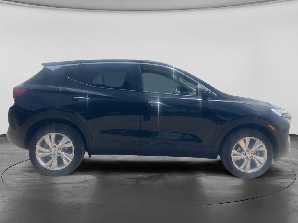 Used 2025 Buick Encore GX Preferred AWD/4WD image 4