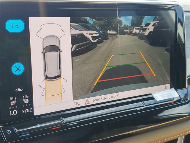 New 2026 Volkswagen Atlas Cross Sport SE image 30