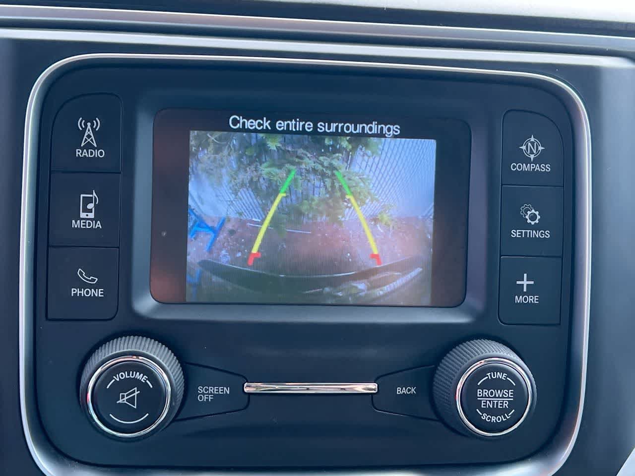 Used 2019 RAM 1500 Classic SLT AWD/4WD image 17