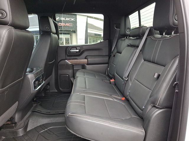 Used 2020 Chevrolet Silverado 1500 High Country w/ Technology Package AWD/4WD image 11