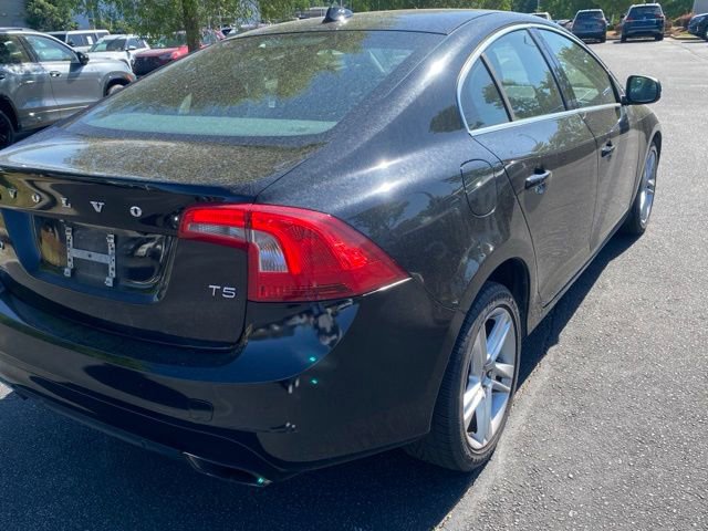 Used 2015 Volvo S60 T5 Premier w/ Convenience Package image 4