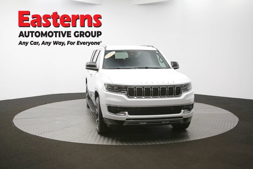 Used 2023 Jeep Wagoneer Series III w/ Preferred Equipment Group RWD image 49