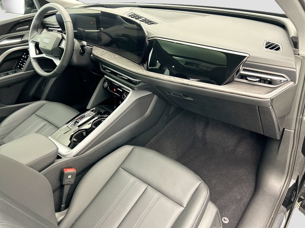Used 2025 Audi Q5 Premium Plus AWD/4WD image 16