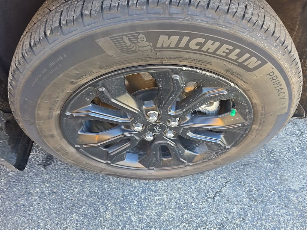 Used 2023 Ford Maverick Lariat w/ Lariat Luxury Package image 18