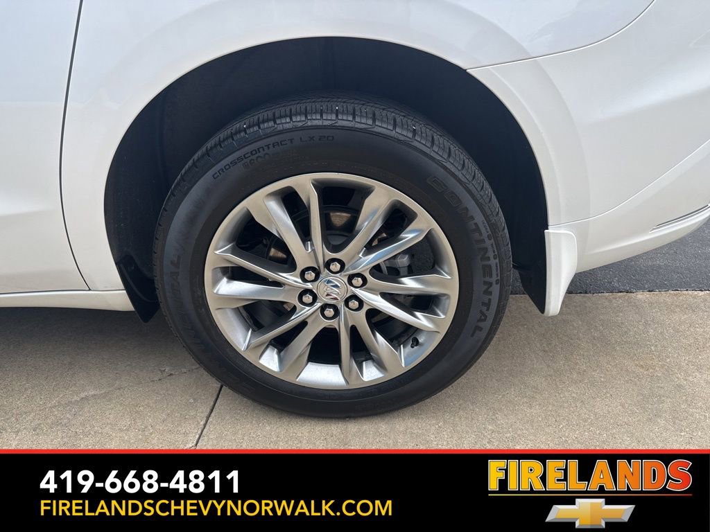 Certified 2024 Buick Enclave Avenir w/ Avenir Technology Package image 21