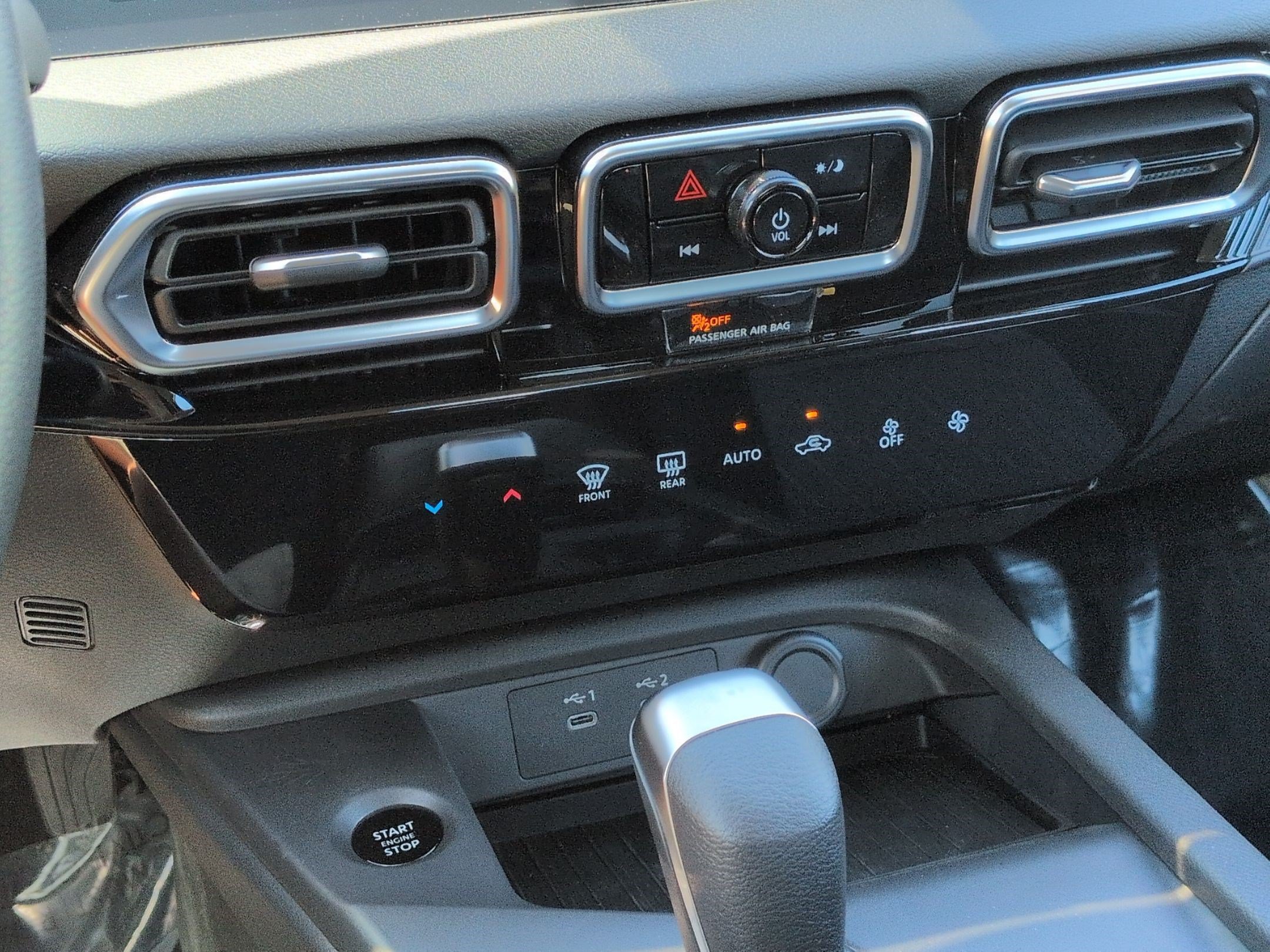 New 2026 Nissan Sentra SV w/ Floor Mat Package FWD image 19