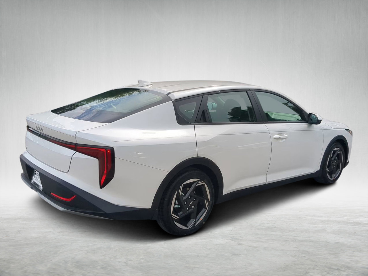 New 2025 Kia K4 EX image 3