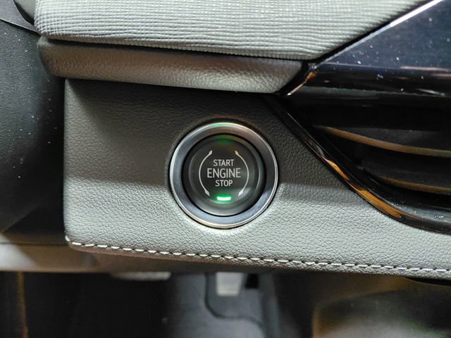Used 2025 Buick Enclave Preferred AWD/4WD image 52