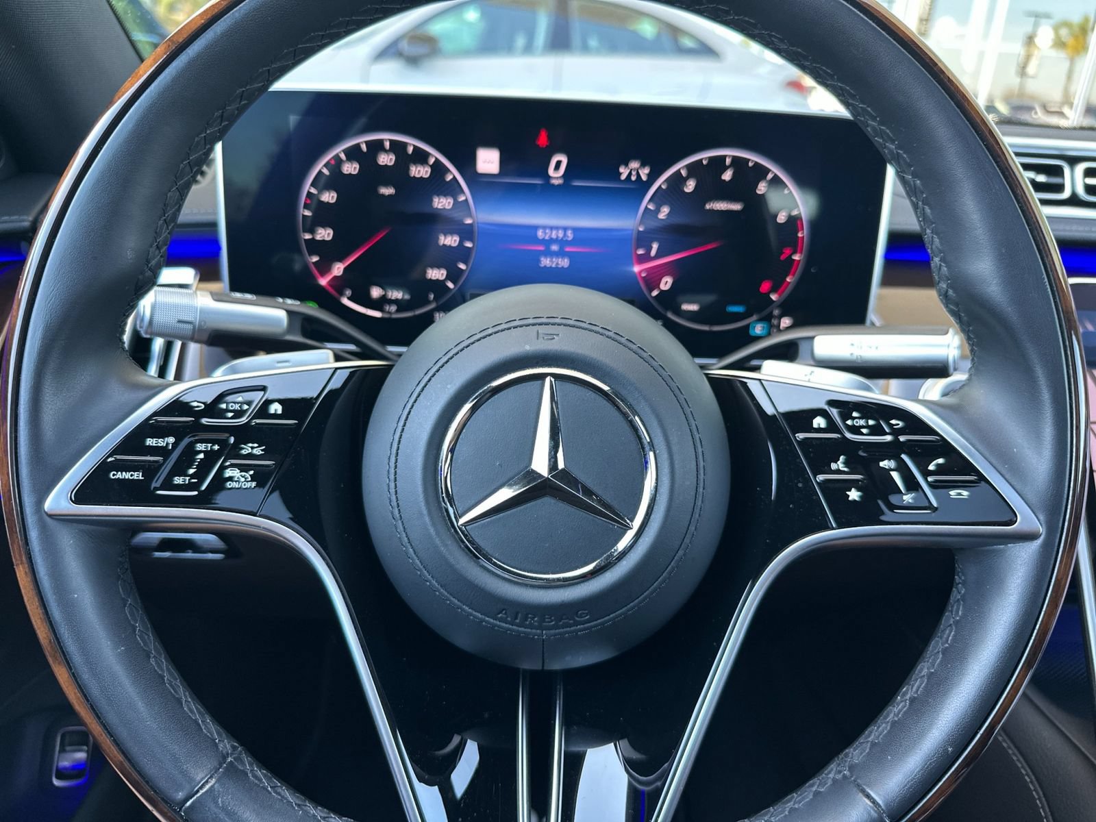 Used 2024 Mercedes-Benz S 580 4MATIC Sedan image 27
