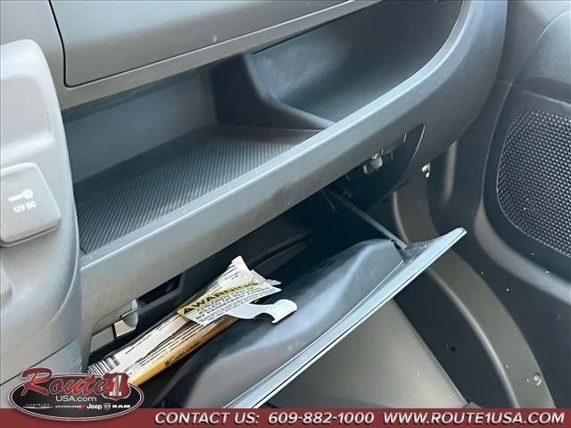 New 2024 RAM ProMaster 3500 w/ Delivery Van Package FWD image 34