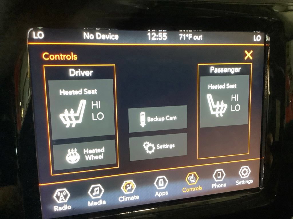Certified 2019 Jeep Cherokee Limited AWD/4WD image 40