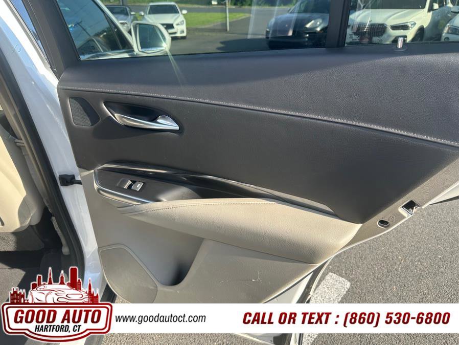 Used 2019 Cadillac XT4 Luxury w/ Cold Weather Package image 13