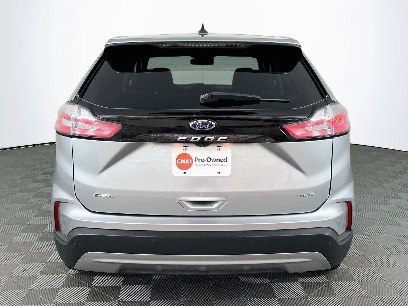 Used 2024 Ford Edge SEL AWD/4WD image 7