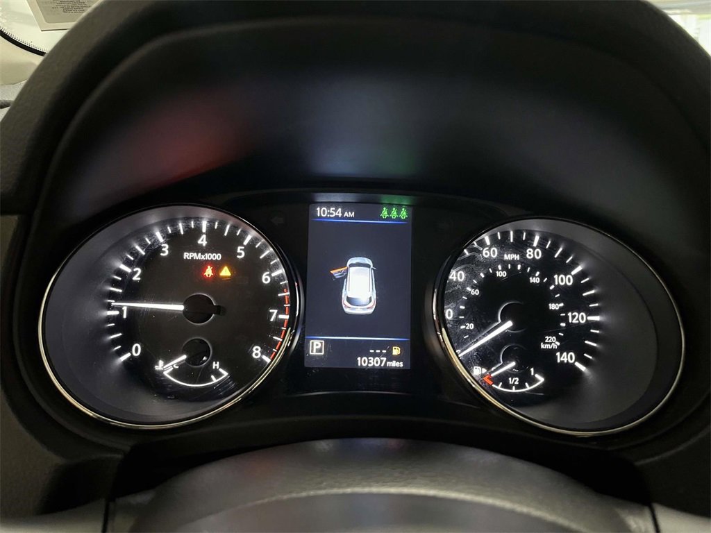 Used 2022 Nissan Rogue Sport SV w/ Technology Package image 24