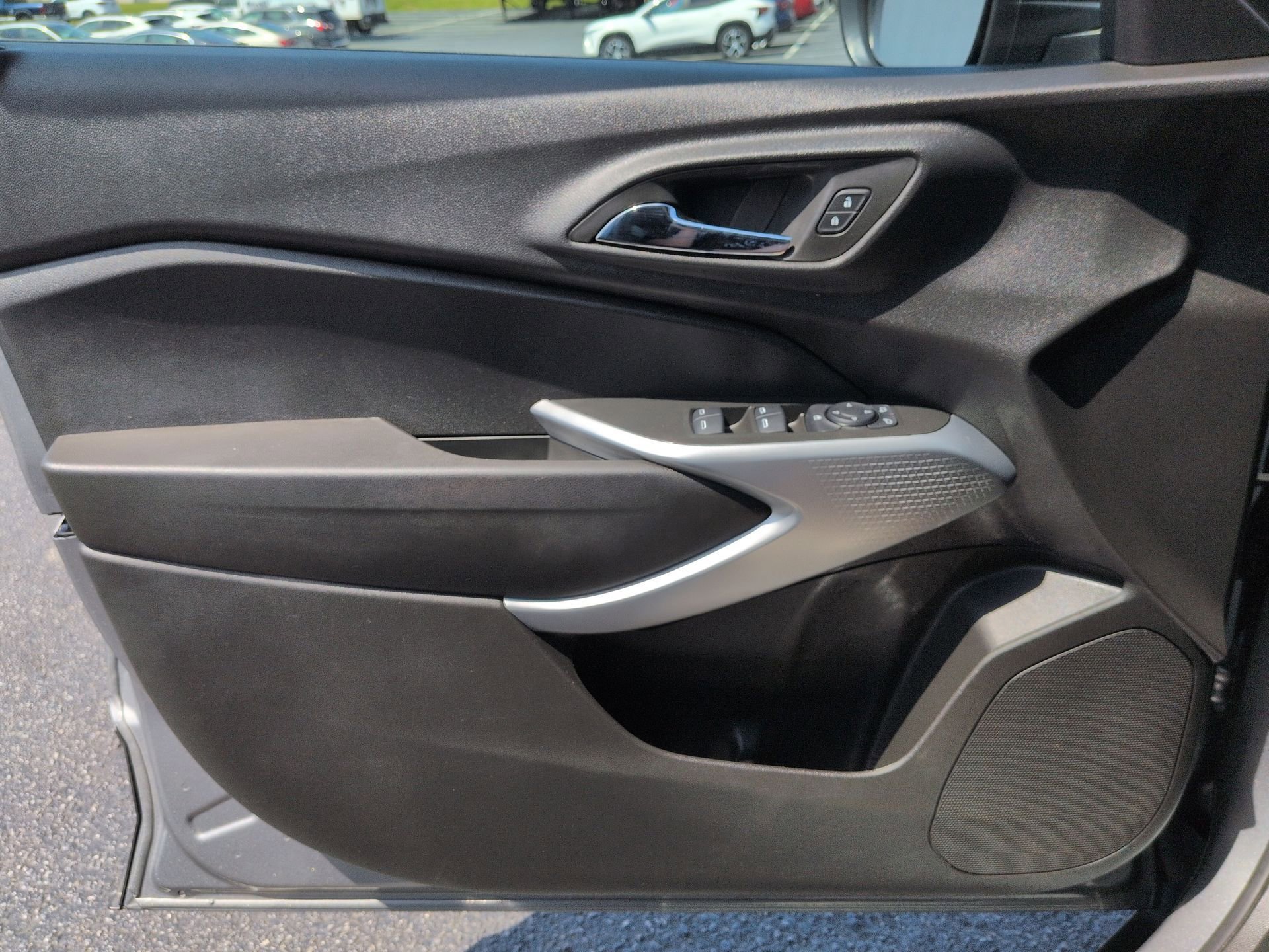 Used 2024 Chevrolet Trax LS FWD image 20