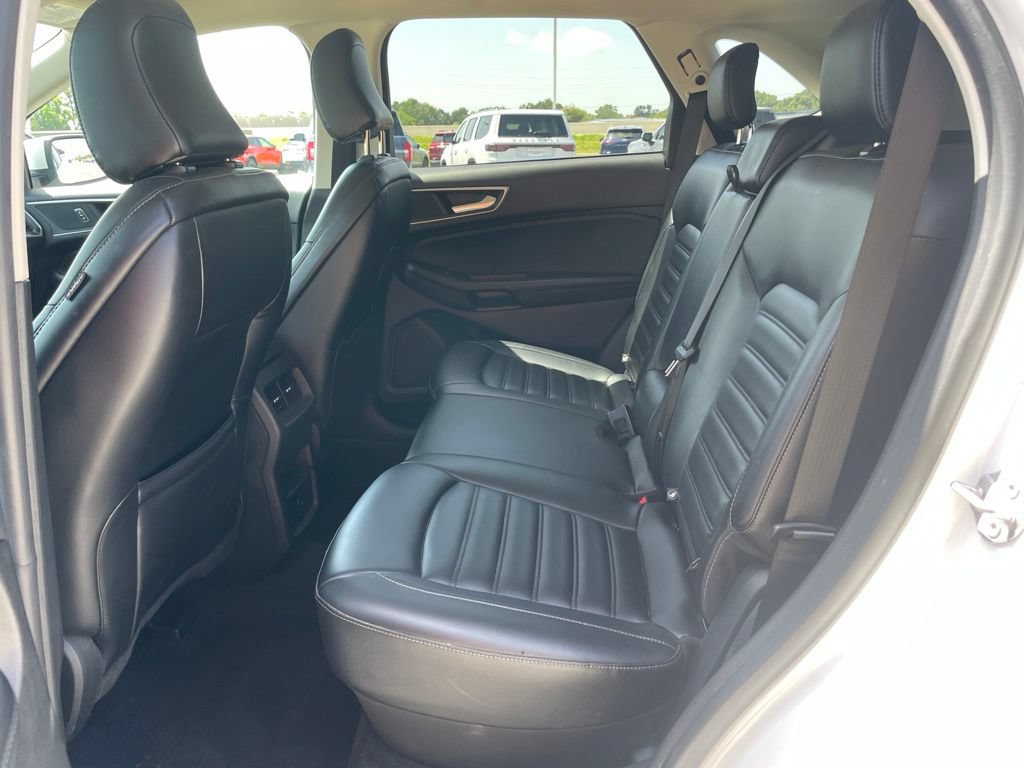 Used 2023 Ford Edge SEL AWD/4WD image 12