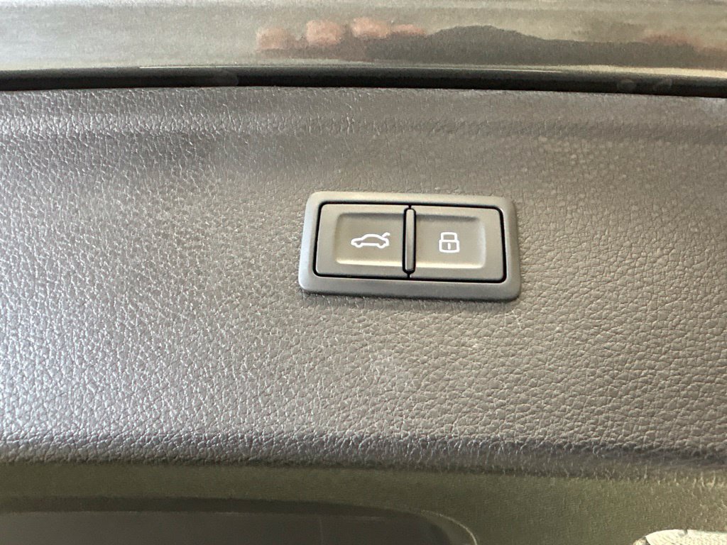 Used 2024 Audi SQ5 Premium Plus AWD/4WD image 25