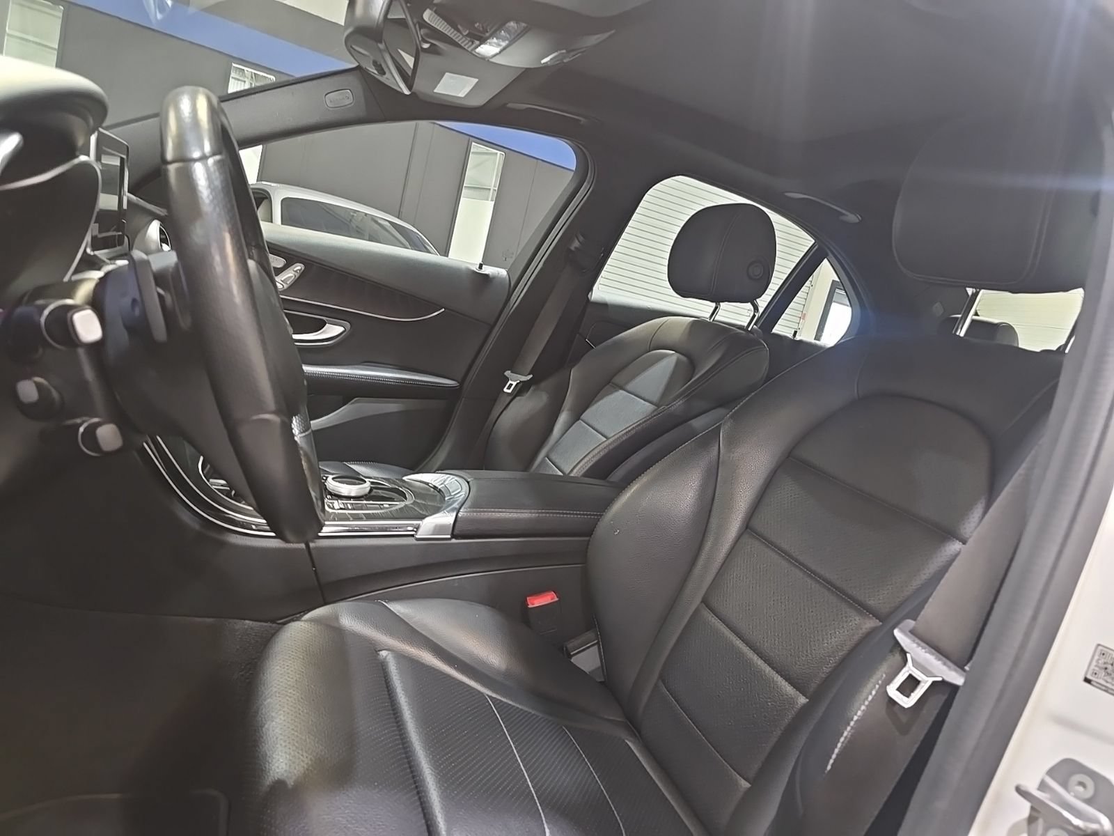 Used 2018 Mercedes-Benz C 300 Sedan image 25