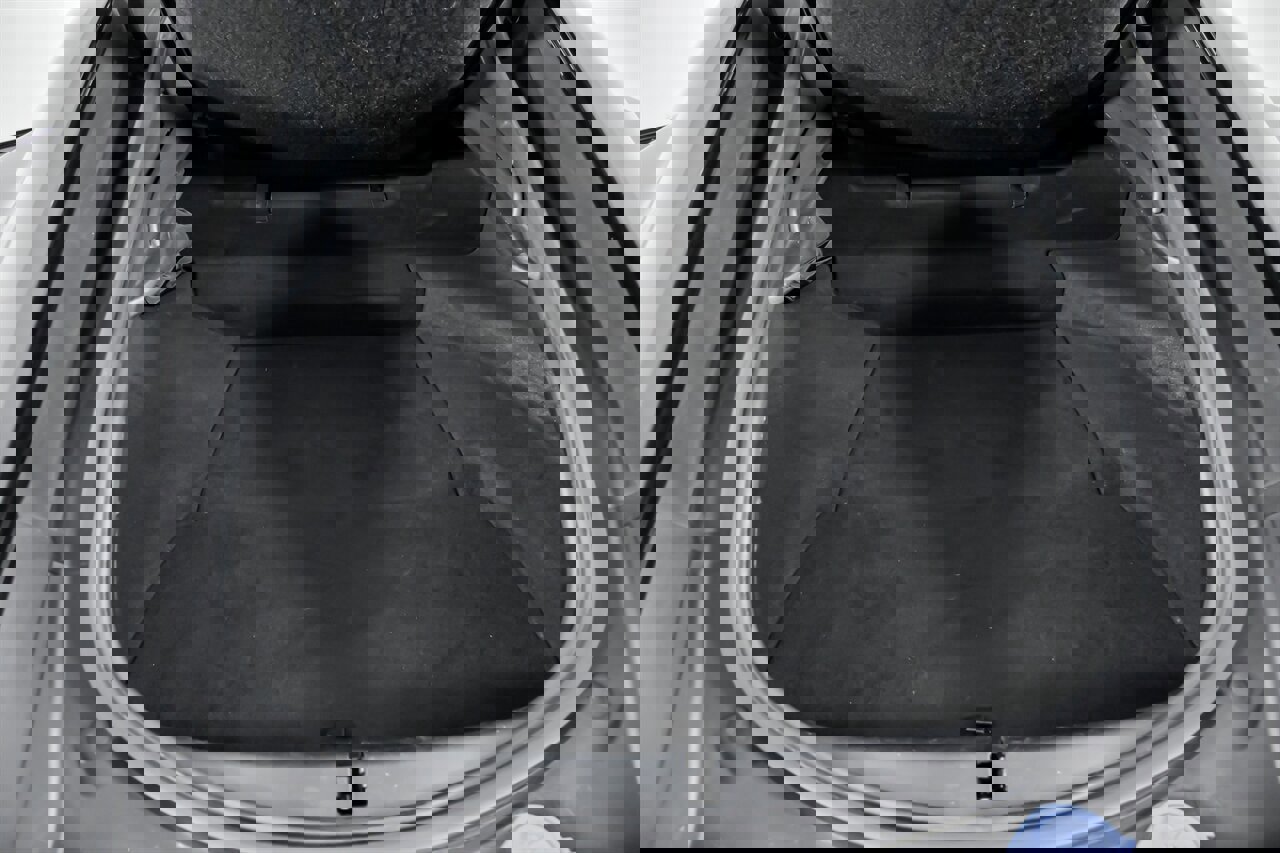 Used 2018 Jaguar F-TYPE 400 Sport image 16