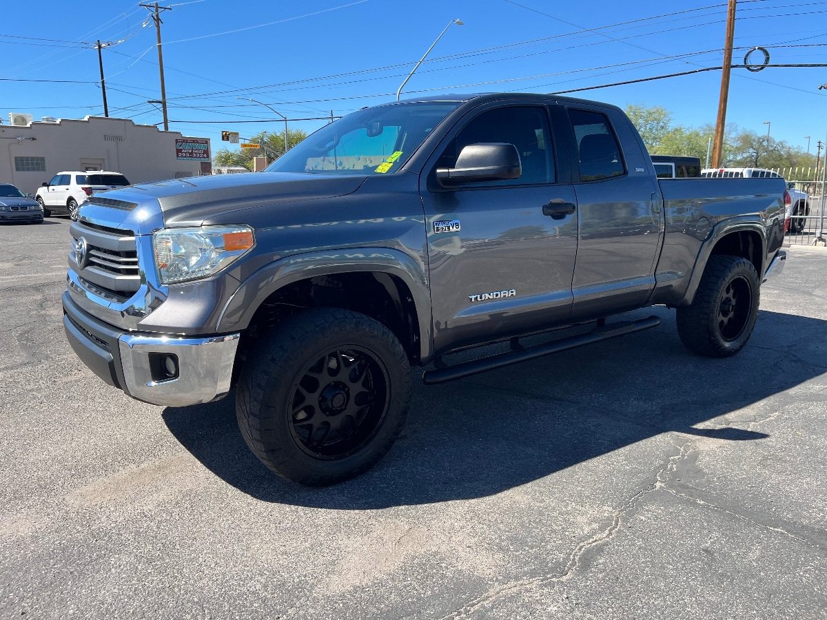 Used 2014 Toyota Tundra SR5 w/ SR5 Upgrade Package AWD/4WD image 10