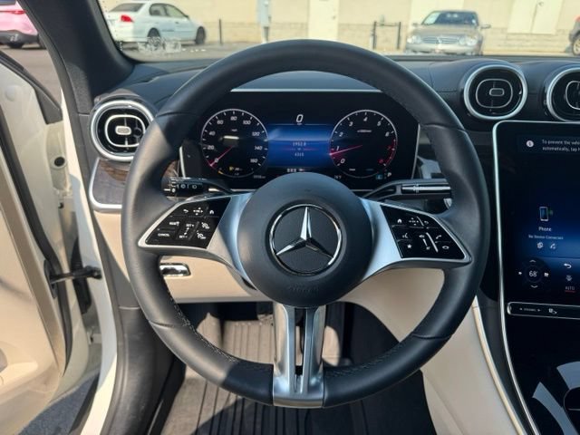 Used 2024 Mercedes-Benz GLC 300 4MATIC image 7