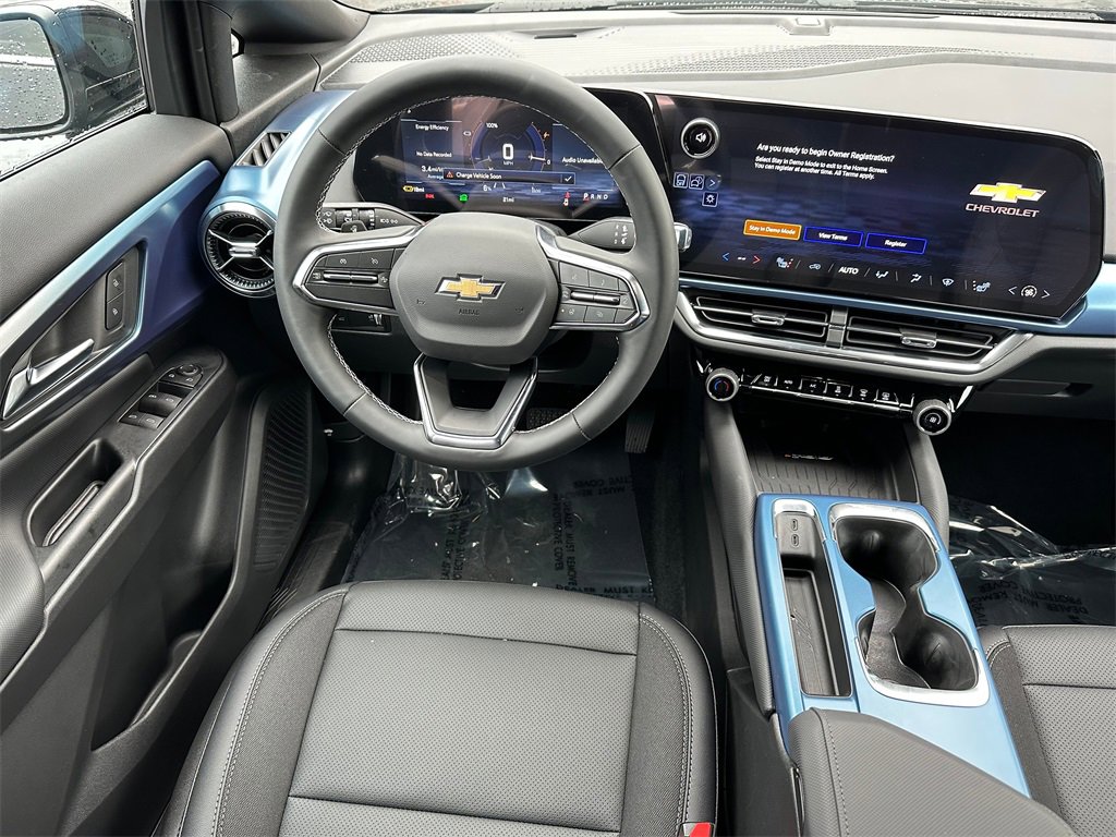 New 2026 Chevrolet Equinox EV LT image 17