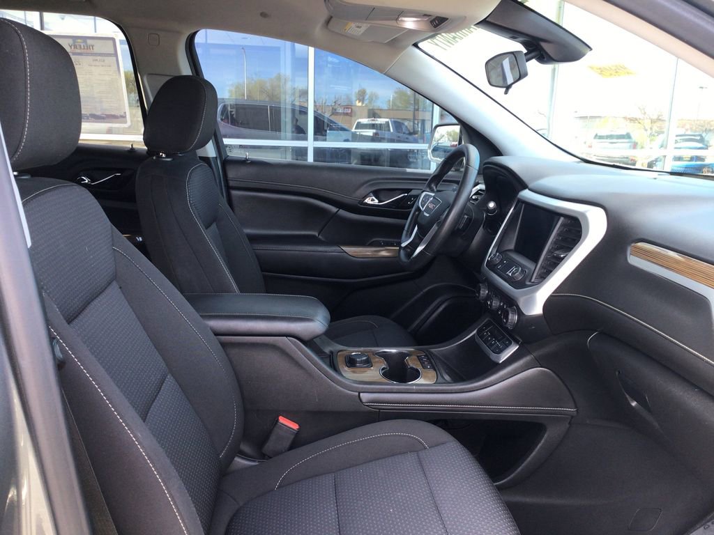 Used 2021 GMC Acadia SLE image 6