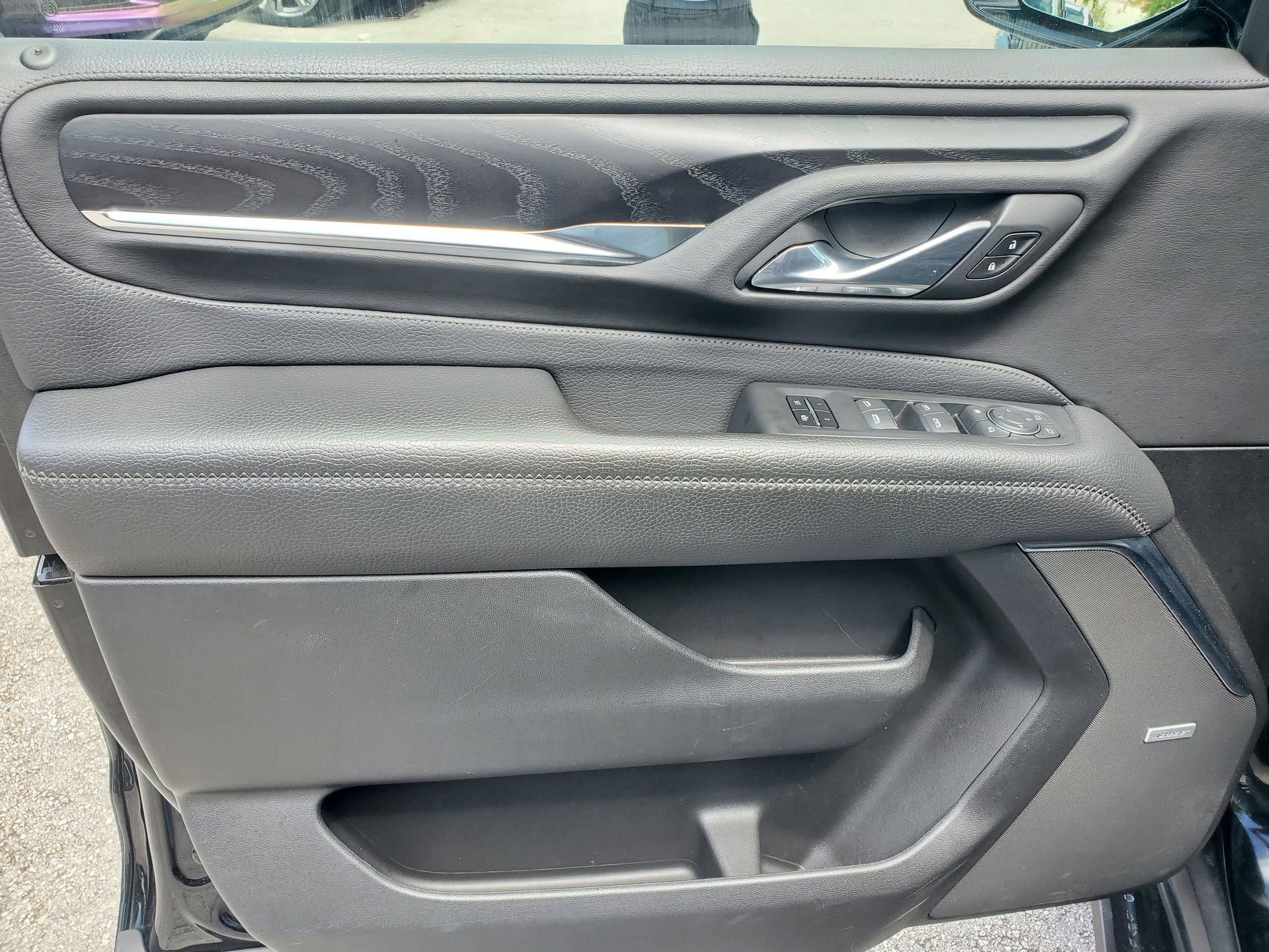 Used 2023 GMC Yukon XL Denali image 18