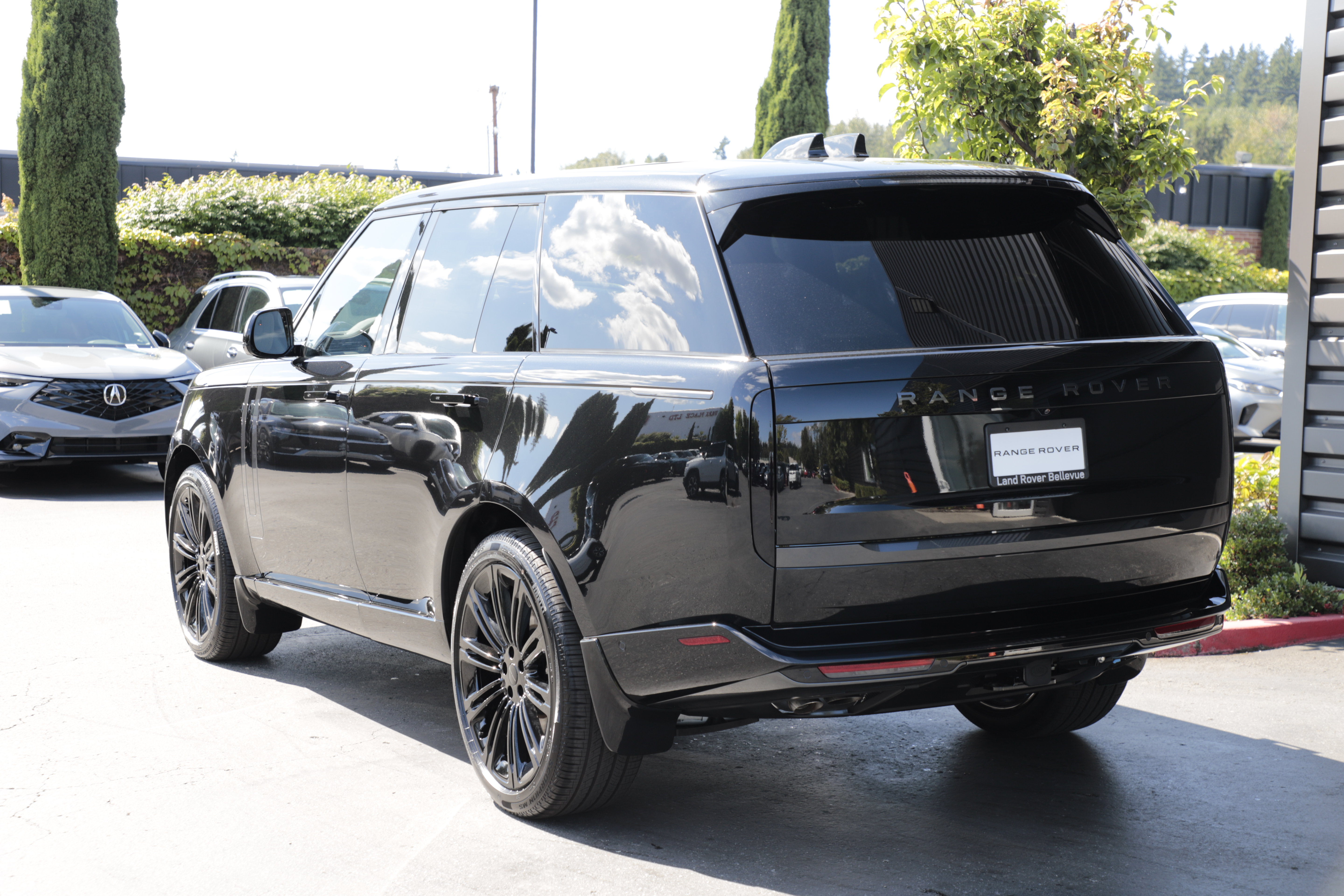 New 2026 Land Rover Range Rover SE AWD/4WD image 4