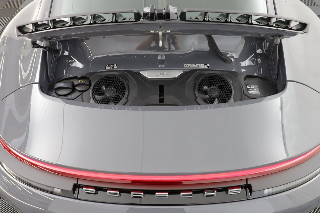 Used 2025 Porsche 911 Carrera image 20