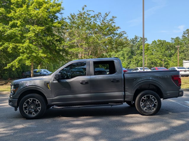 Used 2025 Ford F150 STX w/ Equipment Group 200A AWD/4WD image 9