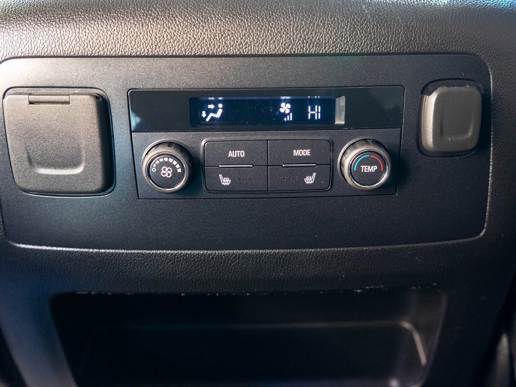 Used 2019 GMC Yukon SLT w/ HD Trailering Package image 15