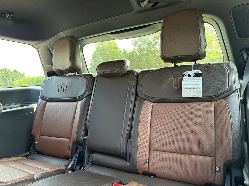 Used 2025 Ford Expedition King Ranch AWD/4WD image 25