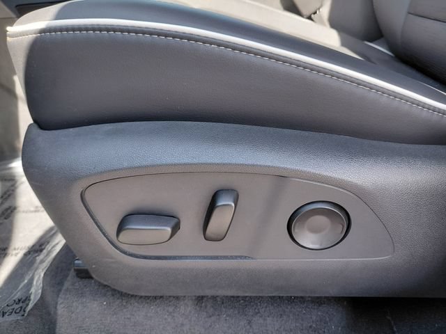 New 2025 Buick Enclave Sport Touring w/ Power Package FWD image 21