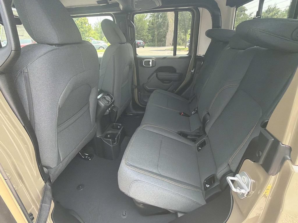 New 2026 Jeep Gladiator Sport AWD/4WD image 21