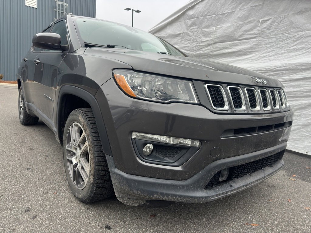 Used 2020 Jeep Compass Latitude image 8