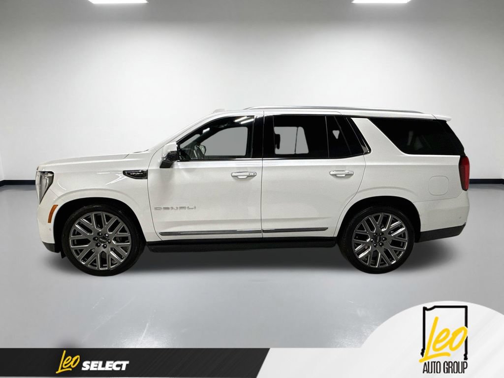 Used 2025 GMC Yukon Denali Ultimate AWD/4WD image 11