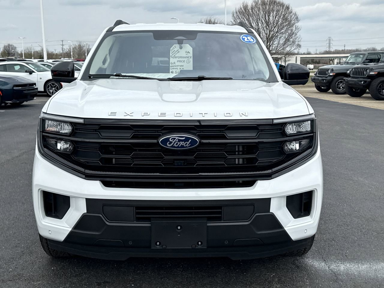 Used 2025 Ford Expedition Active image 8