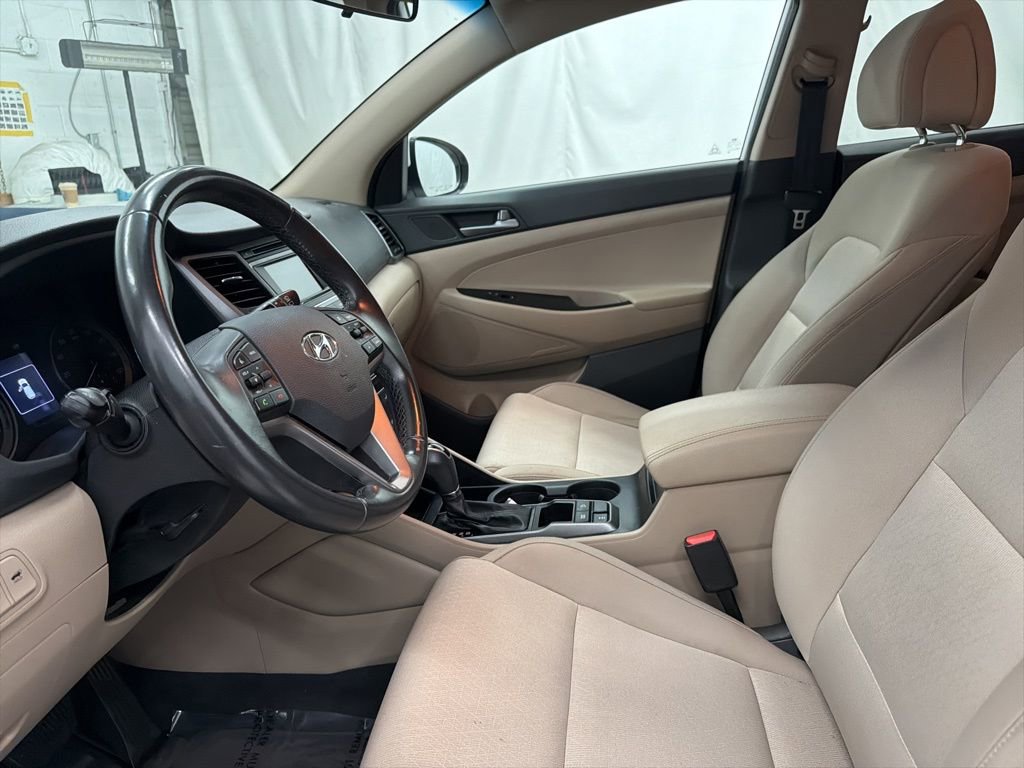 Used 2017 Hyundai Tucson Sport w/ Cargo Package AWD/4WD image 14