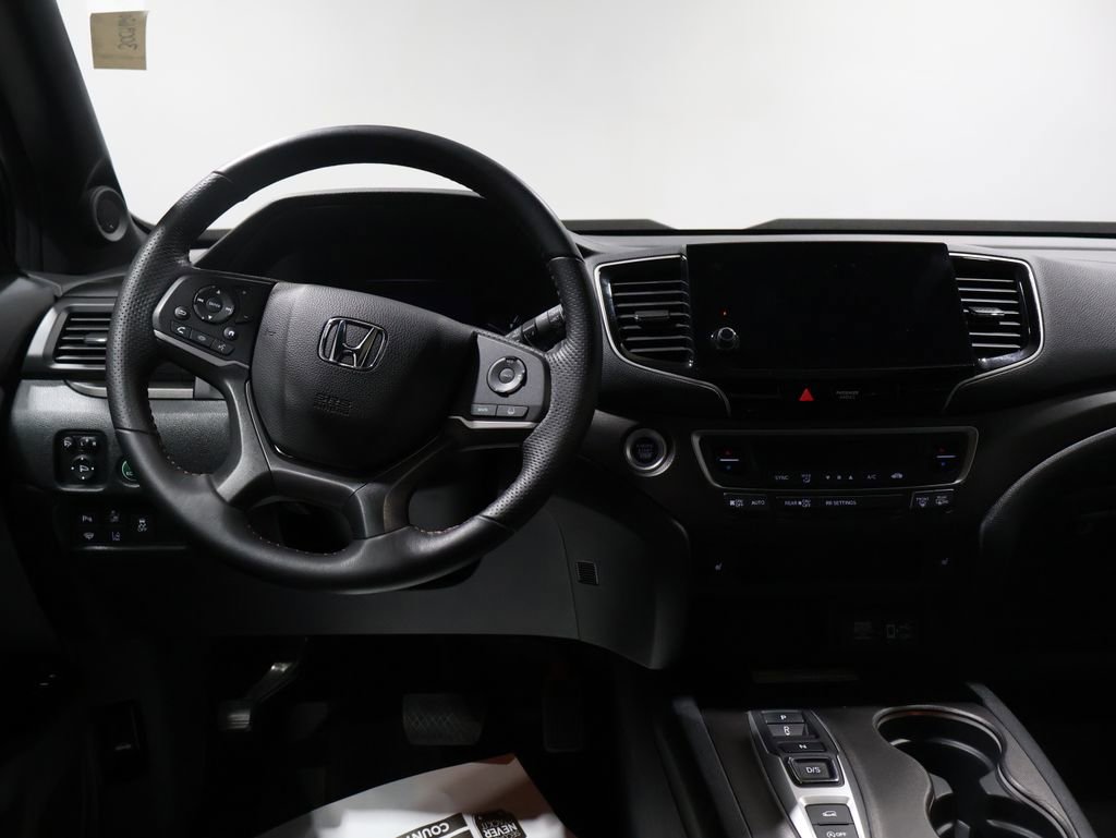 Used 2023 Honda Passport TrailSport image 16