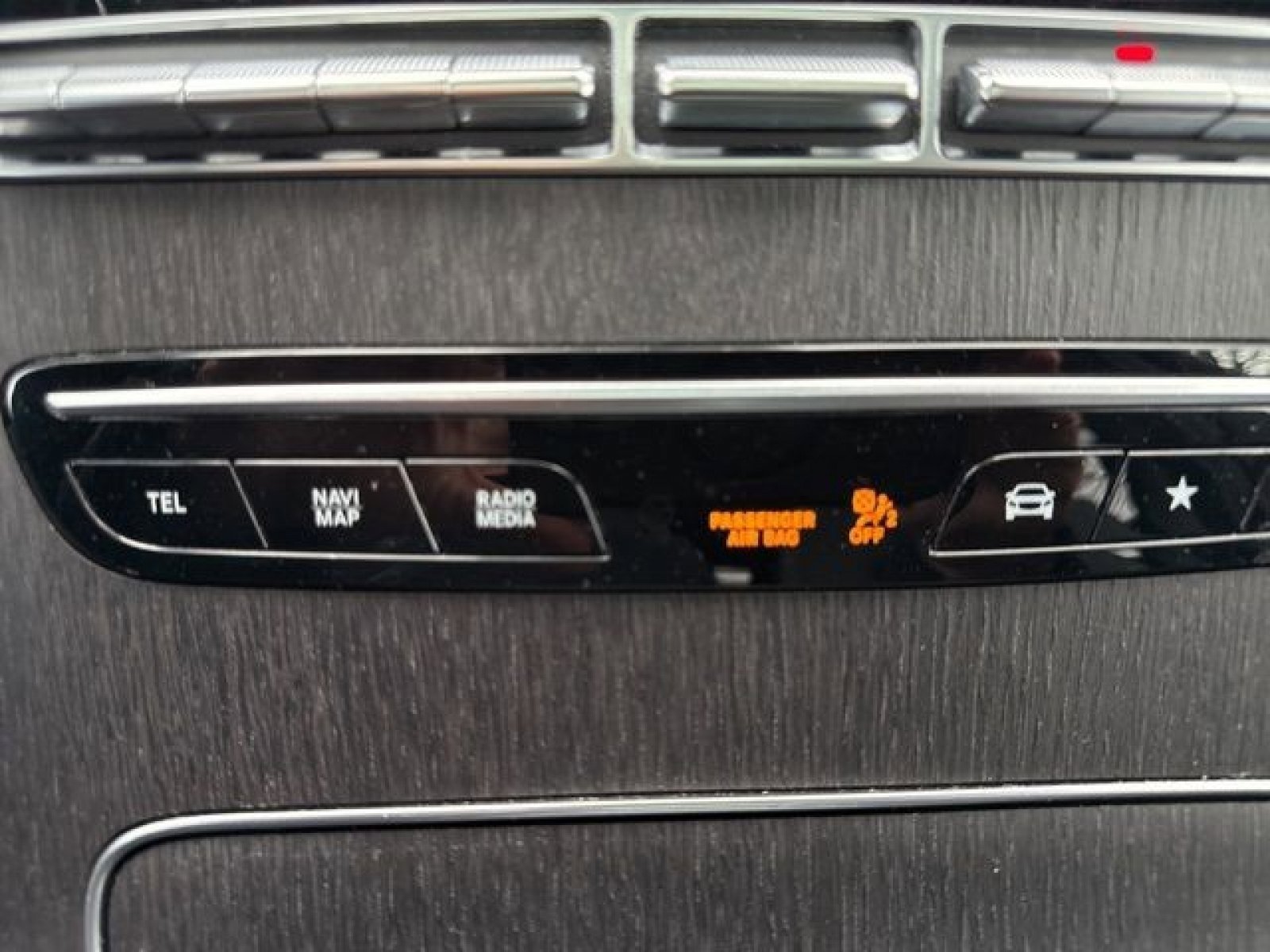 Used 2020 Mercedes-Benz GLC 300 4MATIC image 28