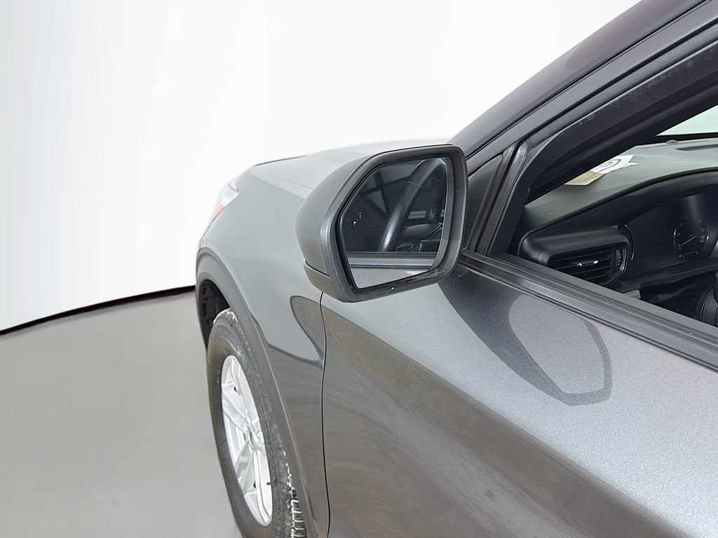 Used 2020 Ford Explorer XLT image 26