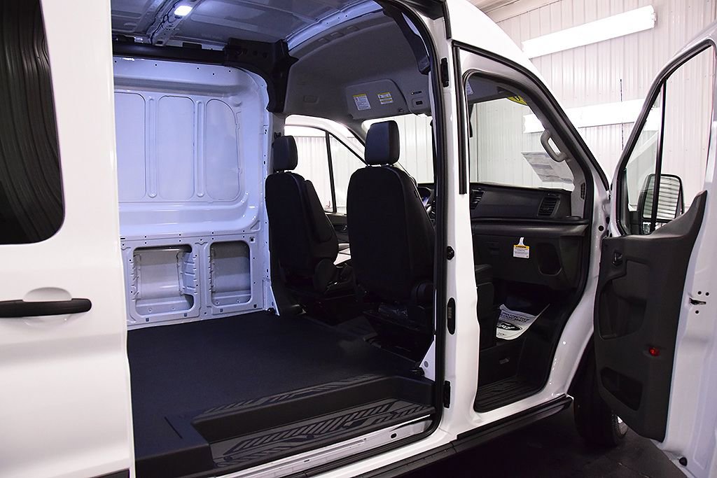 New 2026 Ford Transit 150 148 Medium Roof RWD image 29